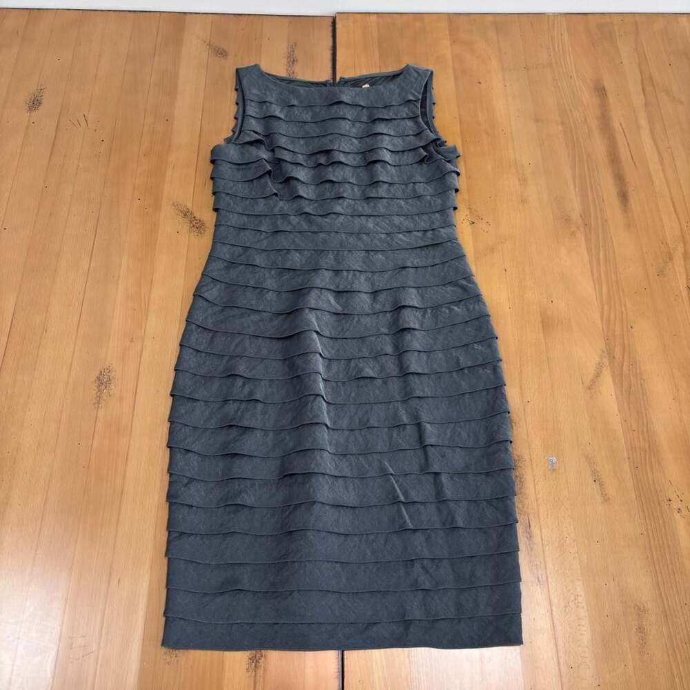 Adrianna Papell Tiered Ruffle Cocktail Dress Size 6 Charcoal